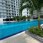 The Platino 2Br Paradigm Mall Jb Wifi Netflix #Near Sutera Mall